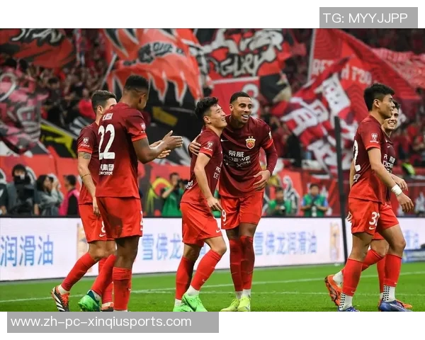 山东鲁能与上海上港激战正酣谁能在中超赛场笑到最后